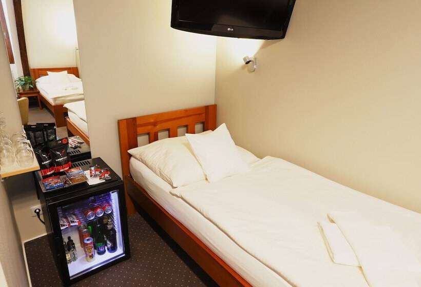 标准三人间, Apart Hotel Jablonec