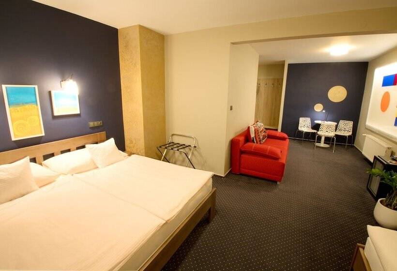 标准三人间, Apart Hotel Jablonec