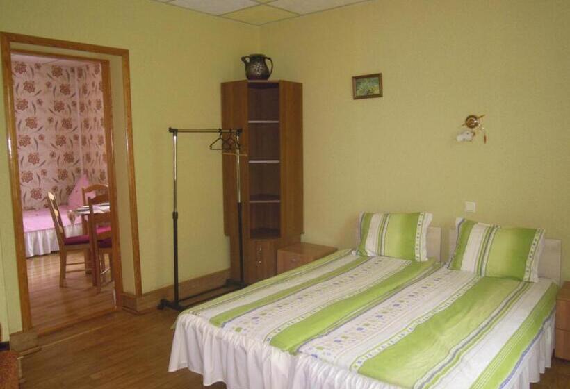 آپارتمان خانوادگی, Apartment Hotel Rubini