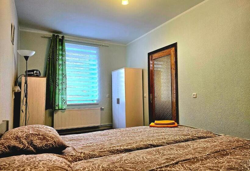 آپارتمان خانوادگی, Apartment Hotel Rubini