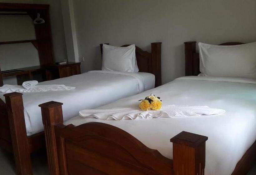 اتاق استاندارد, Suksopha Resort
