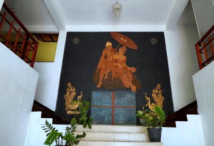 تختخواب در اتاق مشترک, Pub Ceylon Hostel