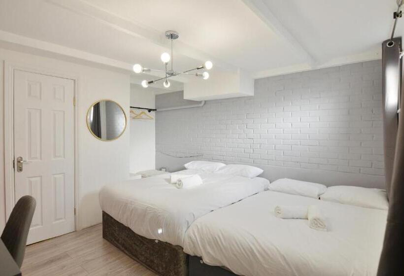 Четырехместный Номер Стандарт, Anchor Guest House