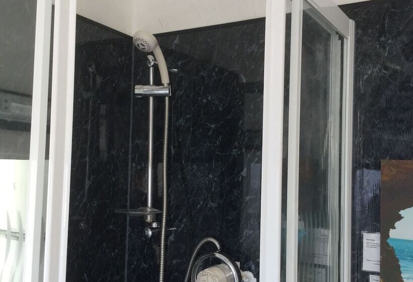 Номер Стандарт, Newburgh Guesthouse
