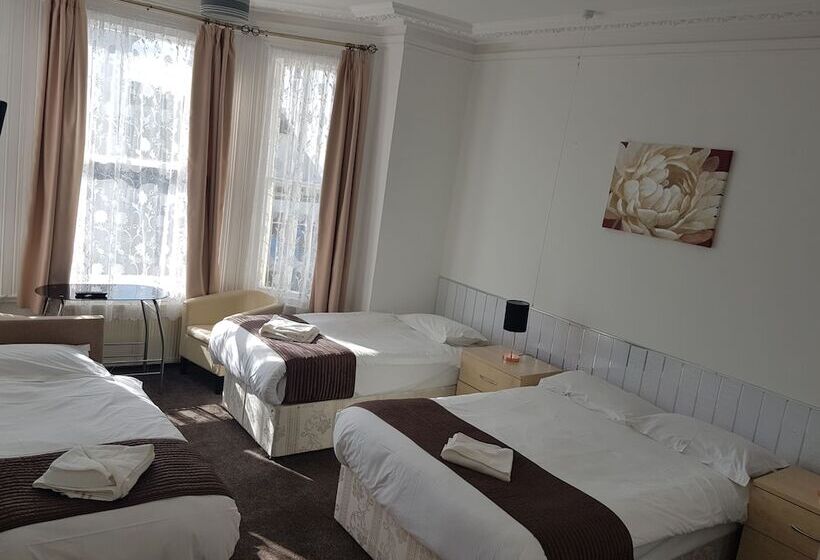 חדר משפחתי, St George Hotel Great Yarmouth