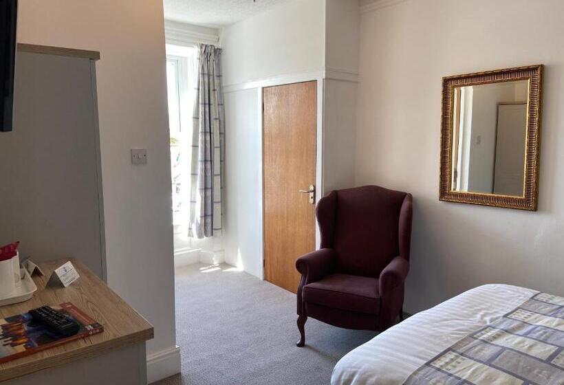 Номер Стандарт, The Shelbourne   Exclusivley For Adults