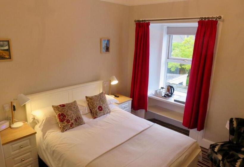 Номер Стандарт, West End Guest House