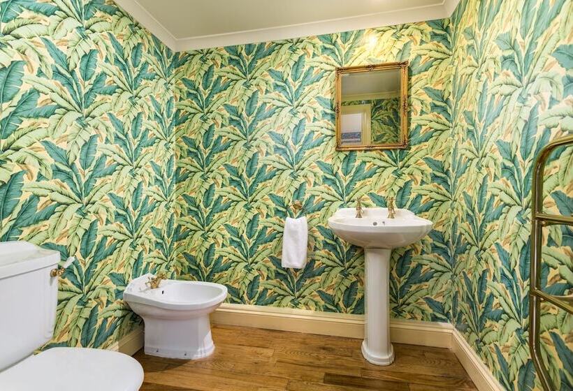 Номер Deluxe, Orestone Manor