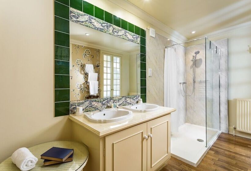 Номер Deluxe, Orestone Manor