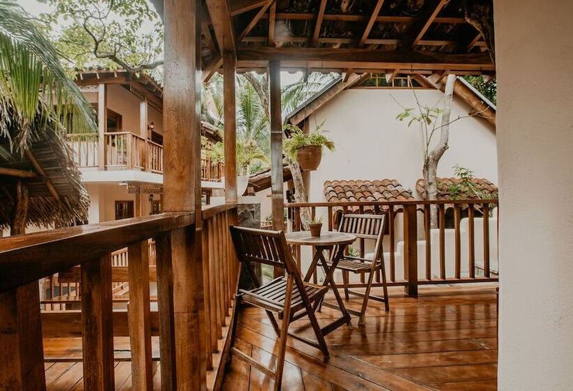 Дом 1 Спальня, Sansara Surf Yoga & Resort
