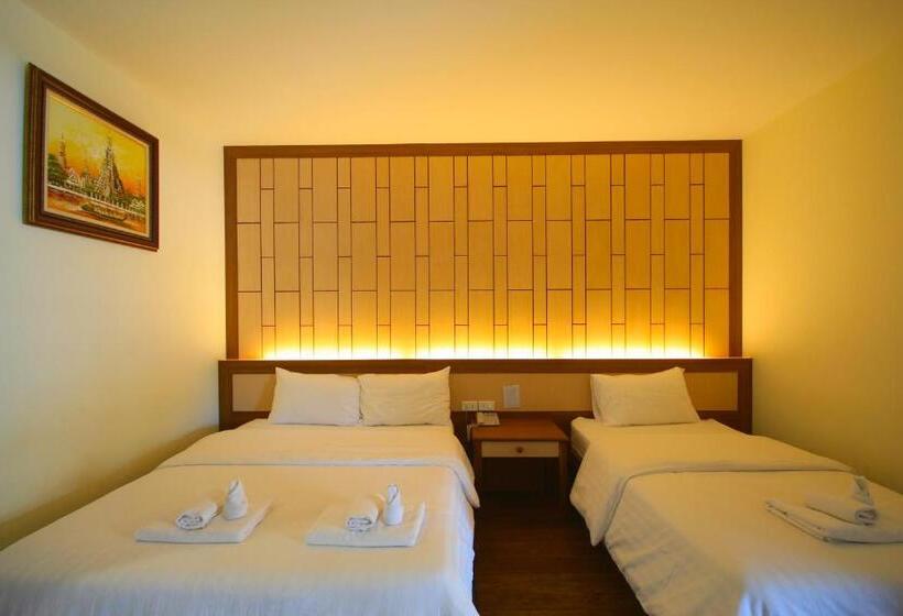 带河湖景观的套房, Chawalun Resort