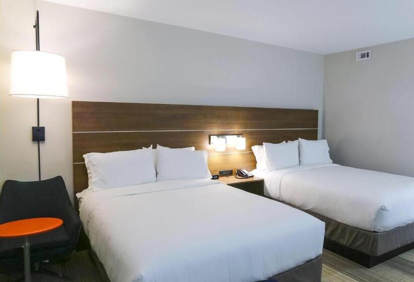 Номер Стандарт Адаптированный для Инвалидов, Holiday Inn Express & Suites   Houston Iah   Beltway 8, An Ihg