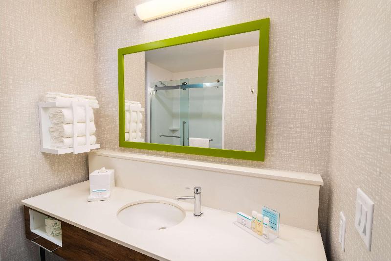 스탠다드 룸 퀸사이즈 침대, Hampton Inn & Suites Imperial Beach San Diego