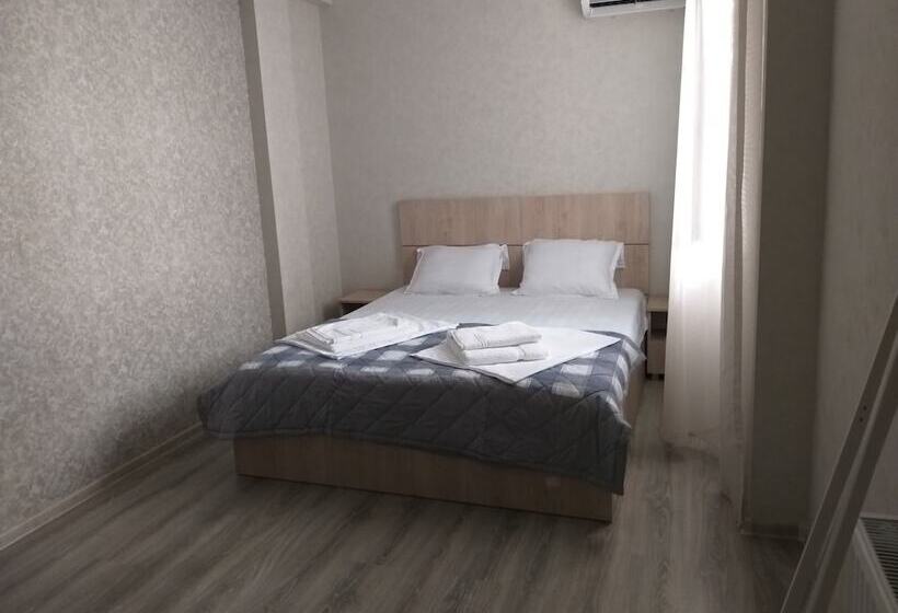 Standard Room, Tbilisi Center