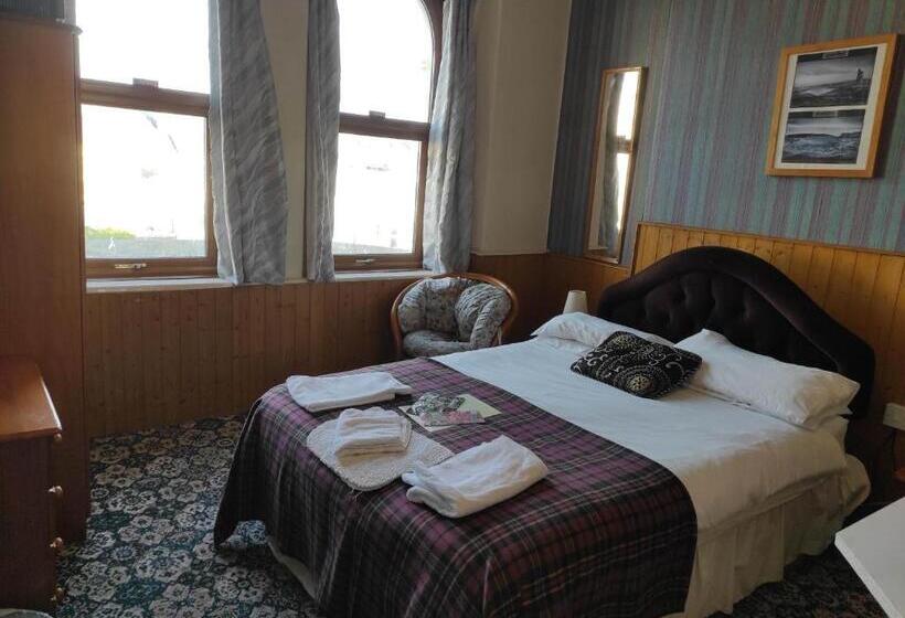 اتاق استاندارد, All Seasons Guest House