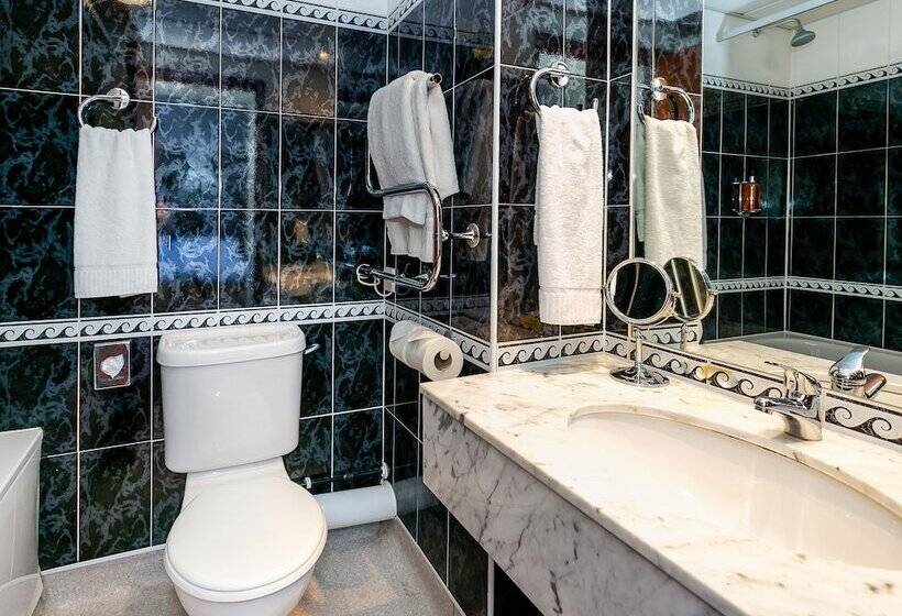 Семейный Номер, Cedar Court Hotel Harrogate