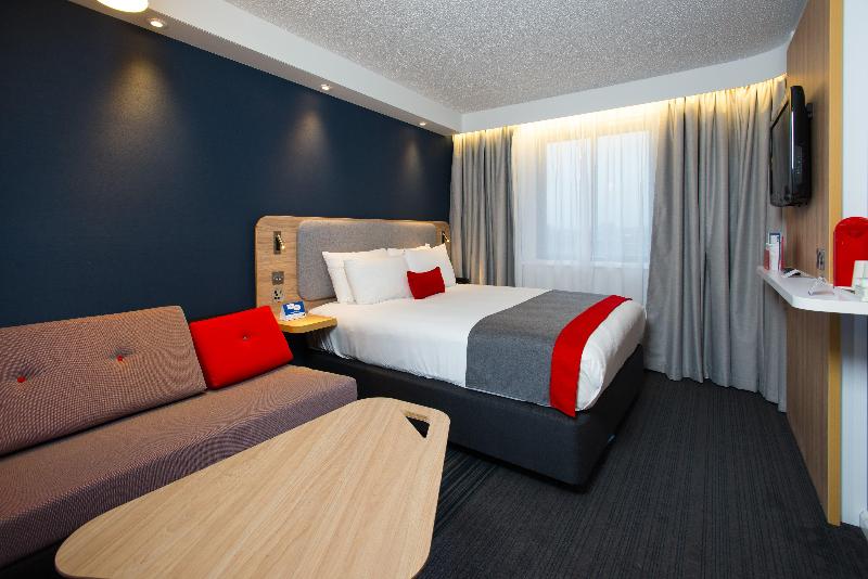 اتاق استاندارد, Holiday Inn Express London Luton Airport, An Ihg