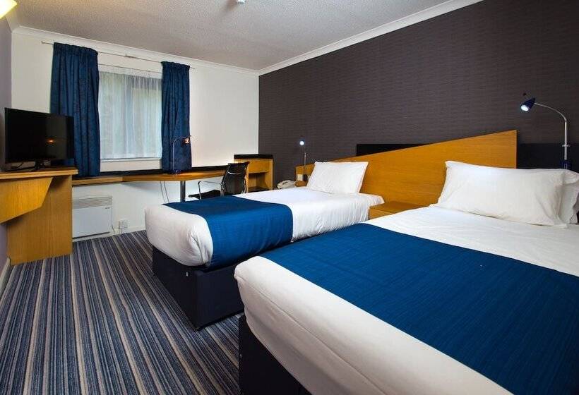 Номер Стандарт, Holiday Inn Express Southampton West, An Ihg