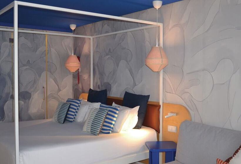 Номер Премиум, Indigo Albufeira by IHG