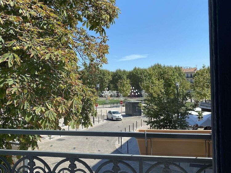 Номер Стандарт, Kyriad Direct Beziers Centre