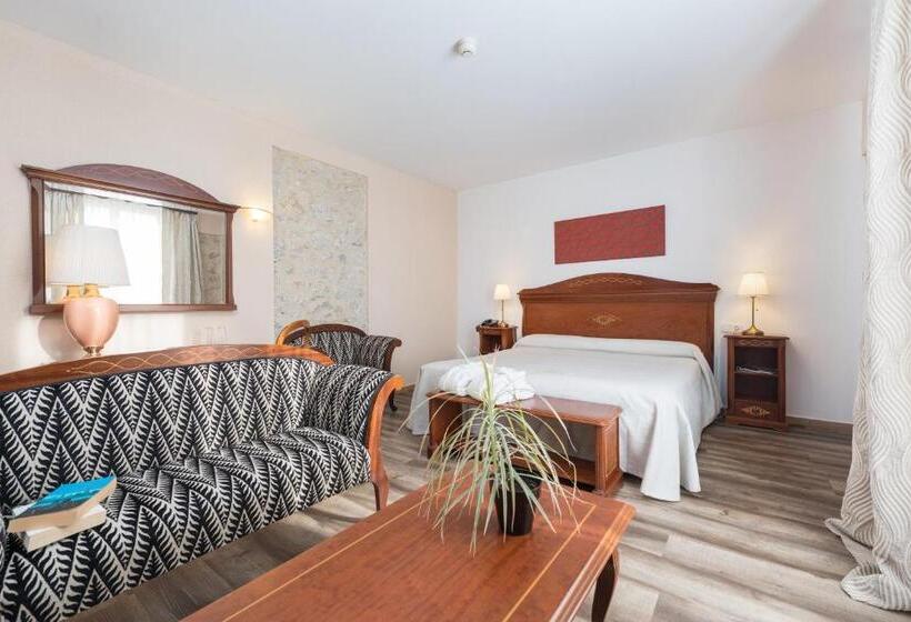 اتاق لوکس, Monnaber Nou Finca Hotel & Spa