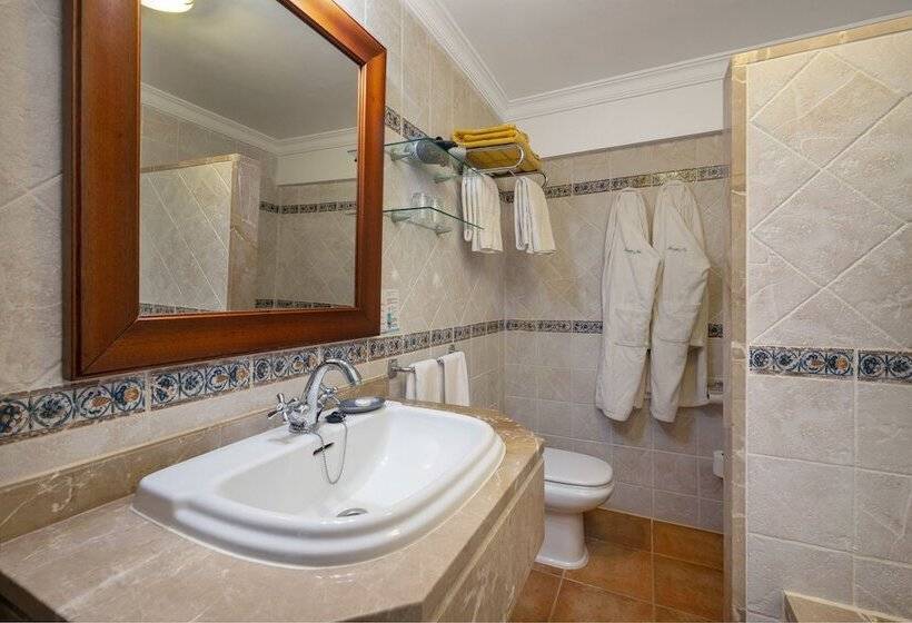 اتاق استاندارد با بالکن, Monnaber Nou Finca Hotel & Spa
