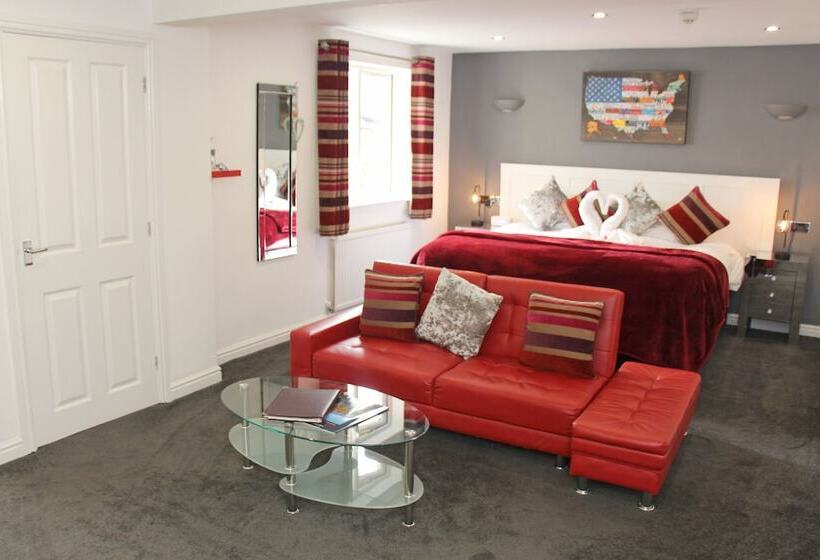 اتاق استاندارد با تخت بزرگ, St John S Lodge Incl Off Site Leisure Club