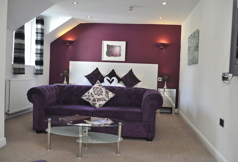 اتاق استاندارد با تخت بزرگ, St John S Lodge Incl Off Site Leisure Club