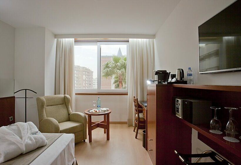Номер Executive, Ilunion Les Corts Spa