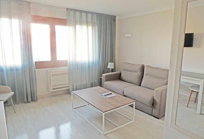 اتاق استاندارد سه نفره, Prestige Mar Y Sol