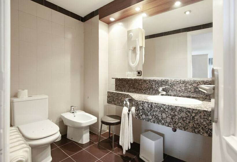 Quarto Triplo Estandar, Prestige Mar Y Sol