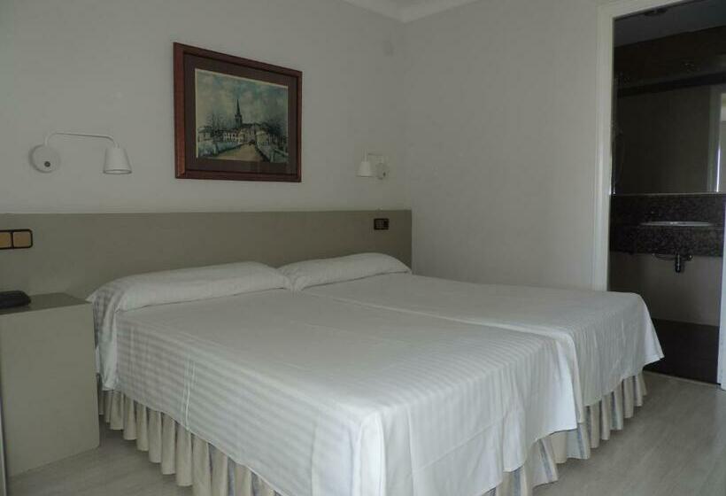 اتاق استاندارد سه نفره, Prestige Mar Y Sol