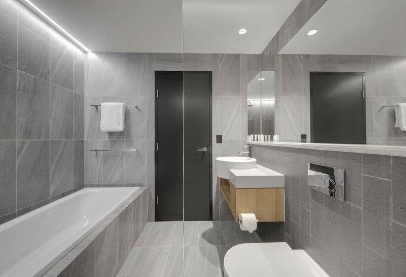 디럭스 스위트, Vibe Hotel Hobart