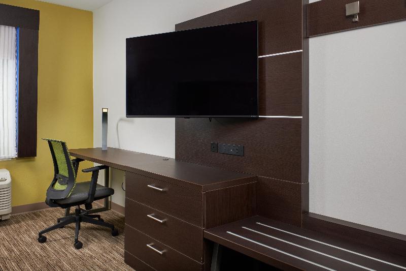 Номер Стандарт Адаптированный для Инвалидов, Holiday Inn Express   Lockport, An Ihg