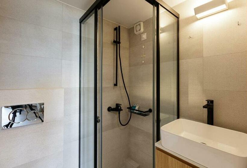 سوییت با چشم‌انداز دریا, North Coast Seaside Suites