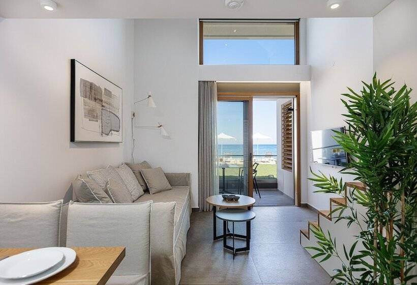 سوییت با چشم‌انداز دریا, North Coast Seaside Suites