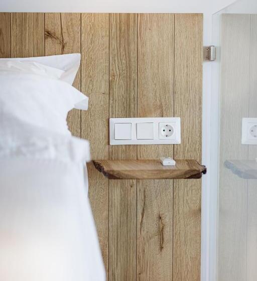 سوییت با چشم‌انداز دریا, North Coast Seaside Suites