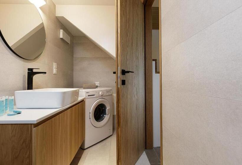 سوییت سوپریور با چشم‌انداز دریا, North Coast Seaside Suites