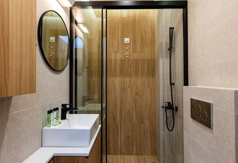 استودیو استاندارد با چشم‌انداز دریا, North Coast Seaside Suites