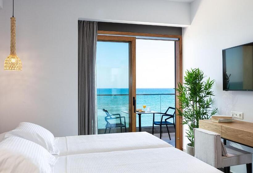 Superior Studio Sea View, North Coast Seaside Suites