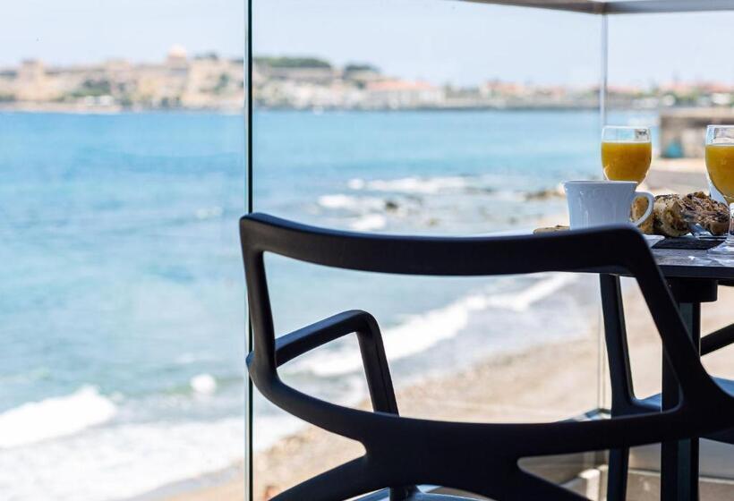 آپارتمان سوپریور 1 خوابه با چشم‌انداز دریا, North Coast Seaside Suites