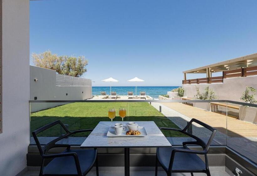 سوییت سوپریور با چشم‌انداز دریا, North Coast Seaside Suites