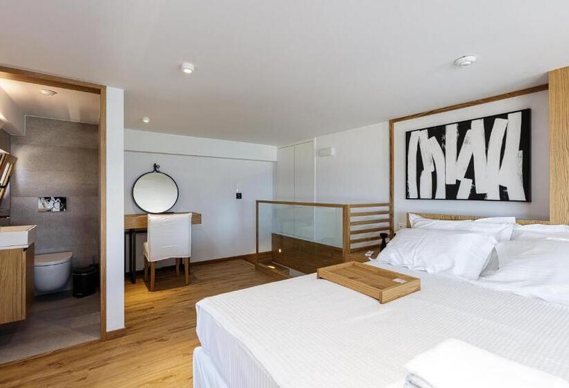 سوییت سوپریور با چشم‌انداز دریا, North Coast Seaside Suites