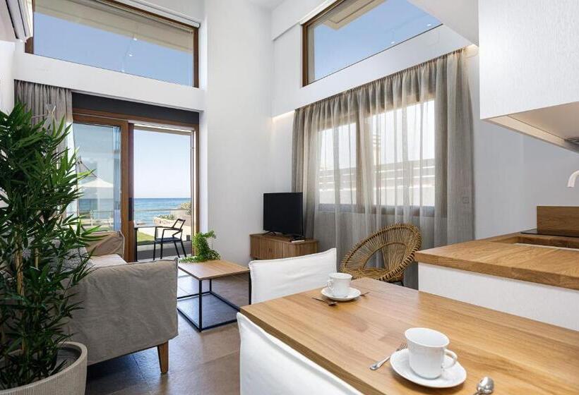 سوییت سوپریور با چشم‌انداز دریا, North Coast Seaside Suites