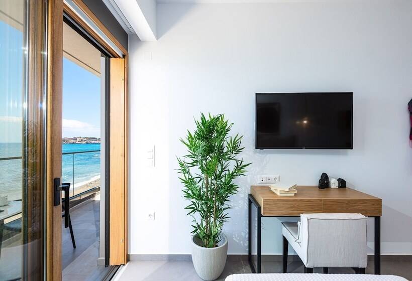 Superior Studio Sea View, North Coast Seaside Suites