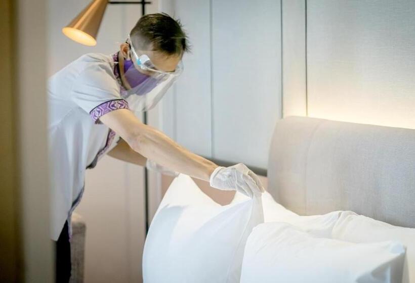 Номер Superior Кровать Кинг, Mercure Samarinda