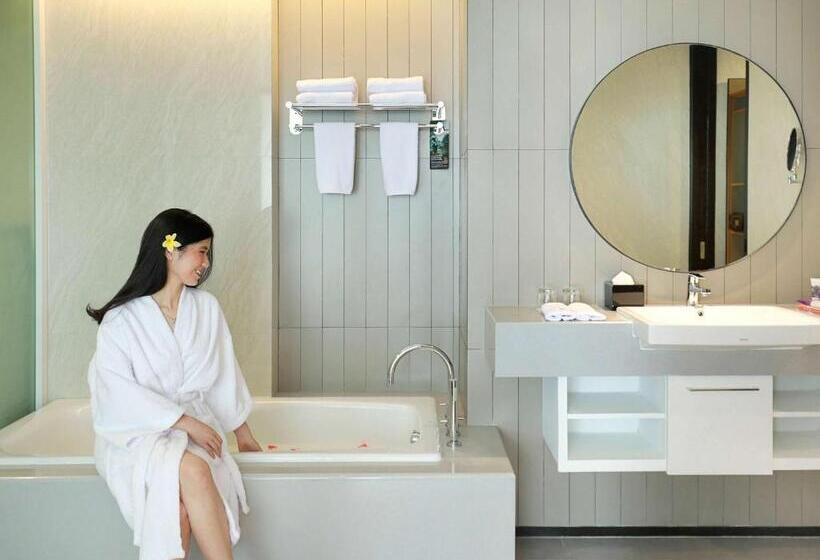 Люкс Deluxe Кровать Кинг, Mercure Samarinda