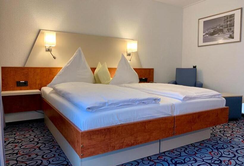 Номер Стандарт, Pfefferhöhe Hotel & Restaurant