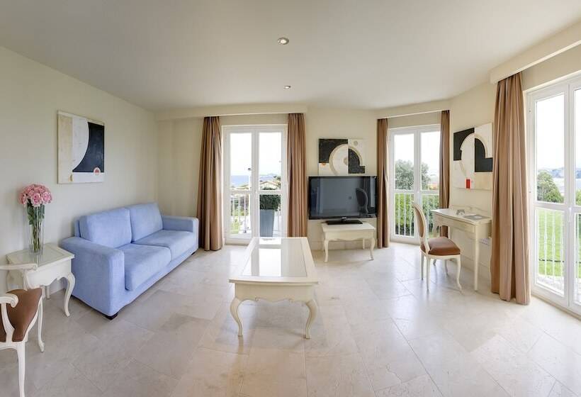 اتاق استاندارد, Gran Hotel Suances