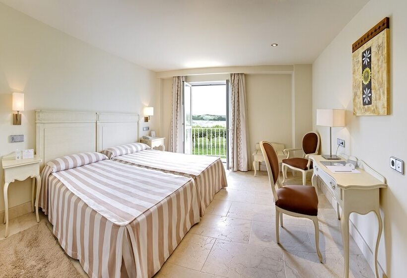 اتاق استاندارد, Gran Hotel Suances